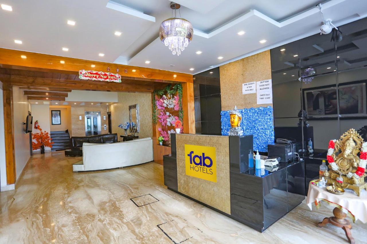 Fabhotel Winter Line Inn Мусори Екстериор снимка